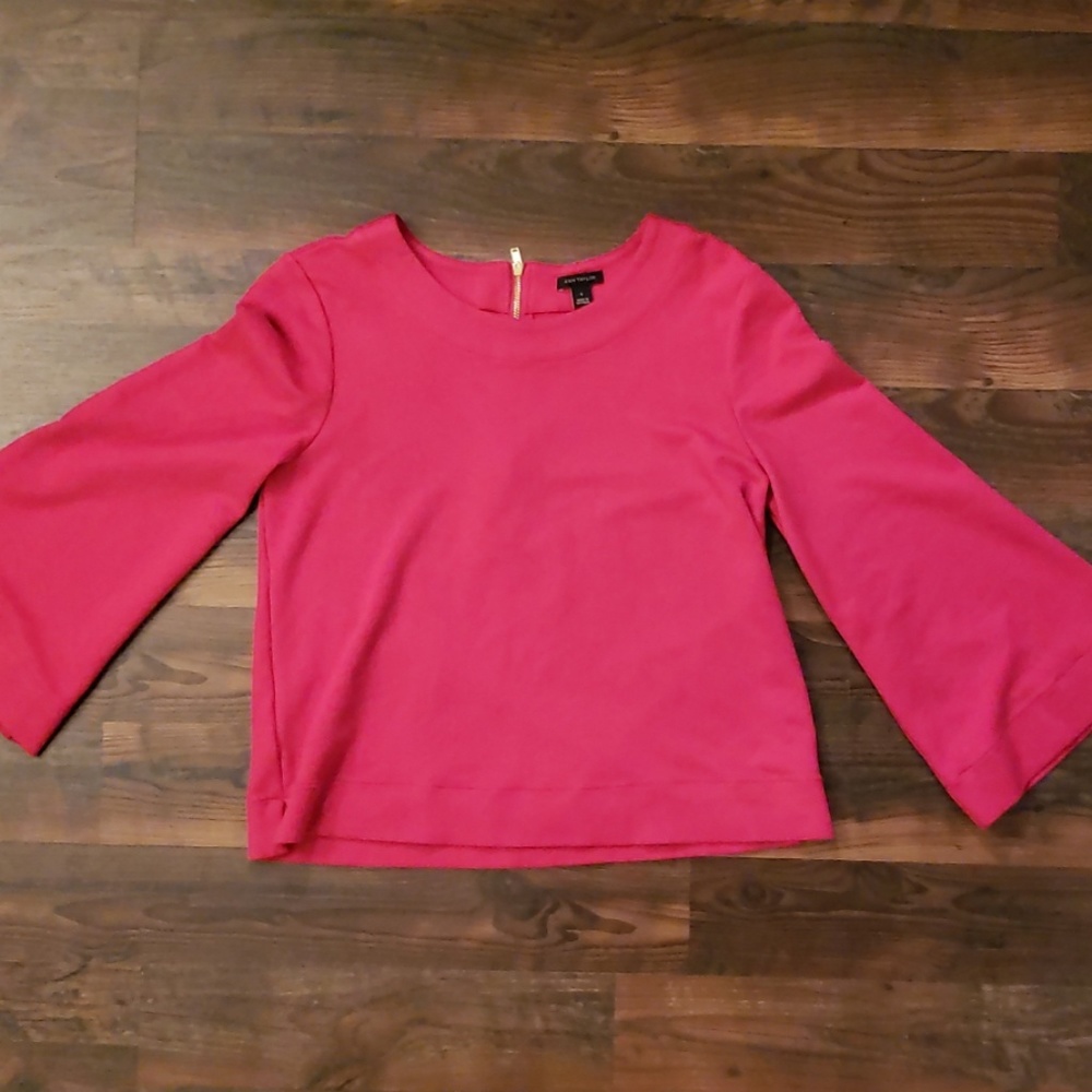 Ann Taylor 3/4 sleeve top